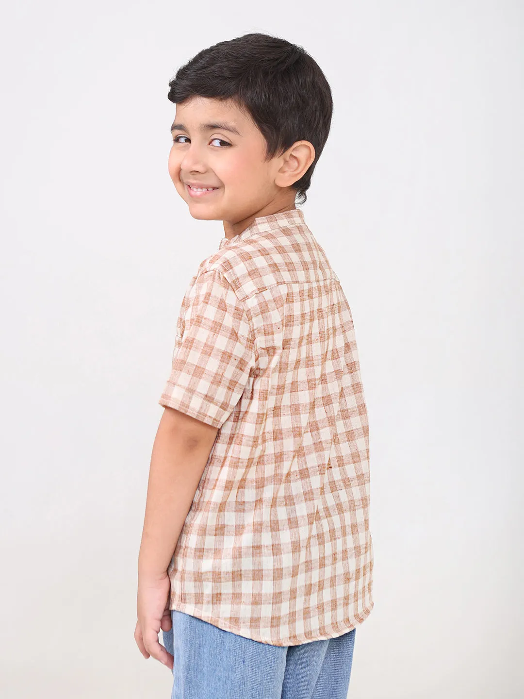 Boys Cotton Half Sleeves Mandarin Collar Shirts (Brown)