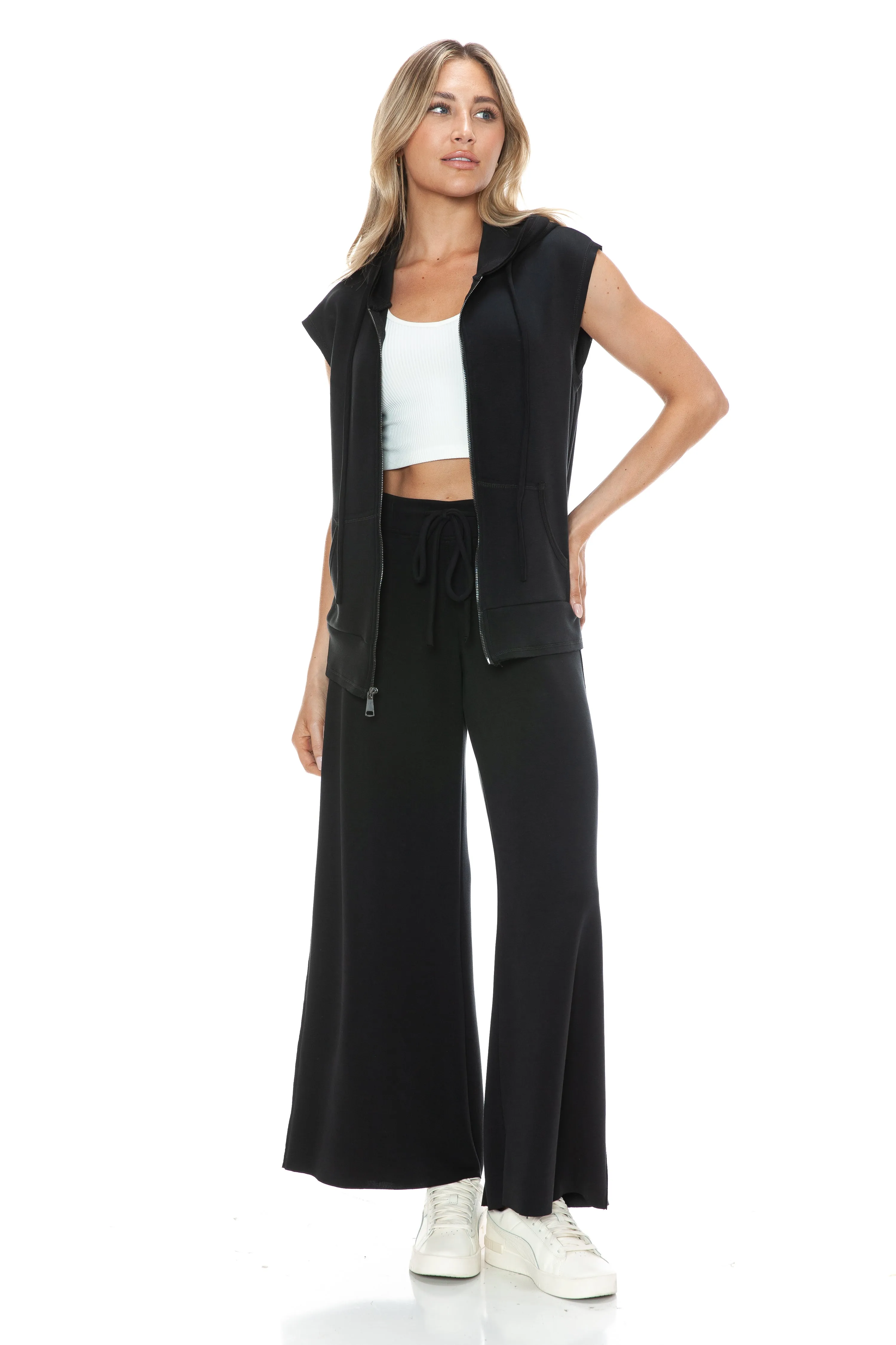 Brooklyn Isles Zip up Vest | Black