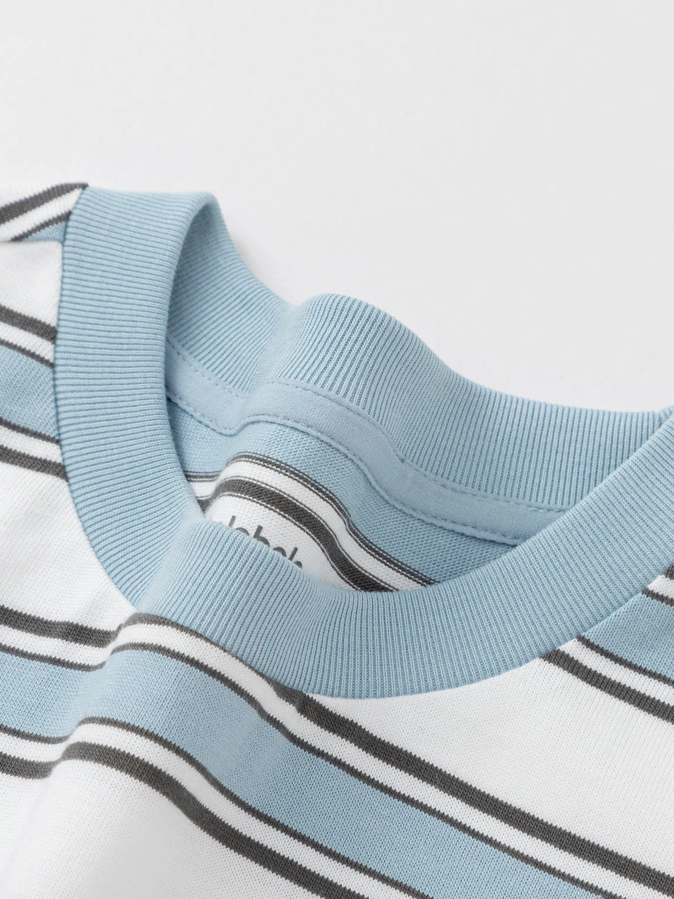Long Sleeve T-Shirt 2025 Spring New Boy Round Neck V-Neck T-Shirt
